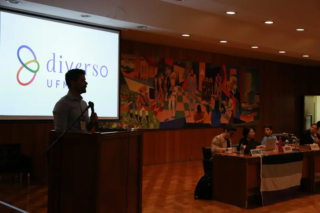 Diverso UFMG — registros de atividades e eventos